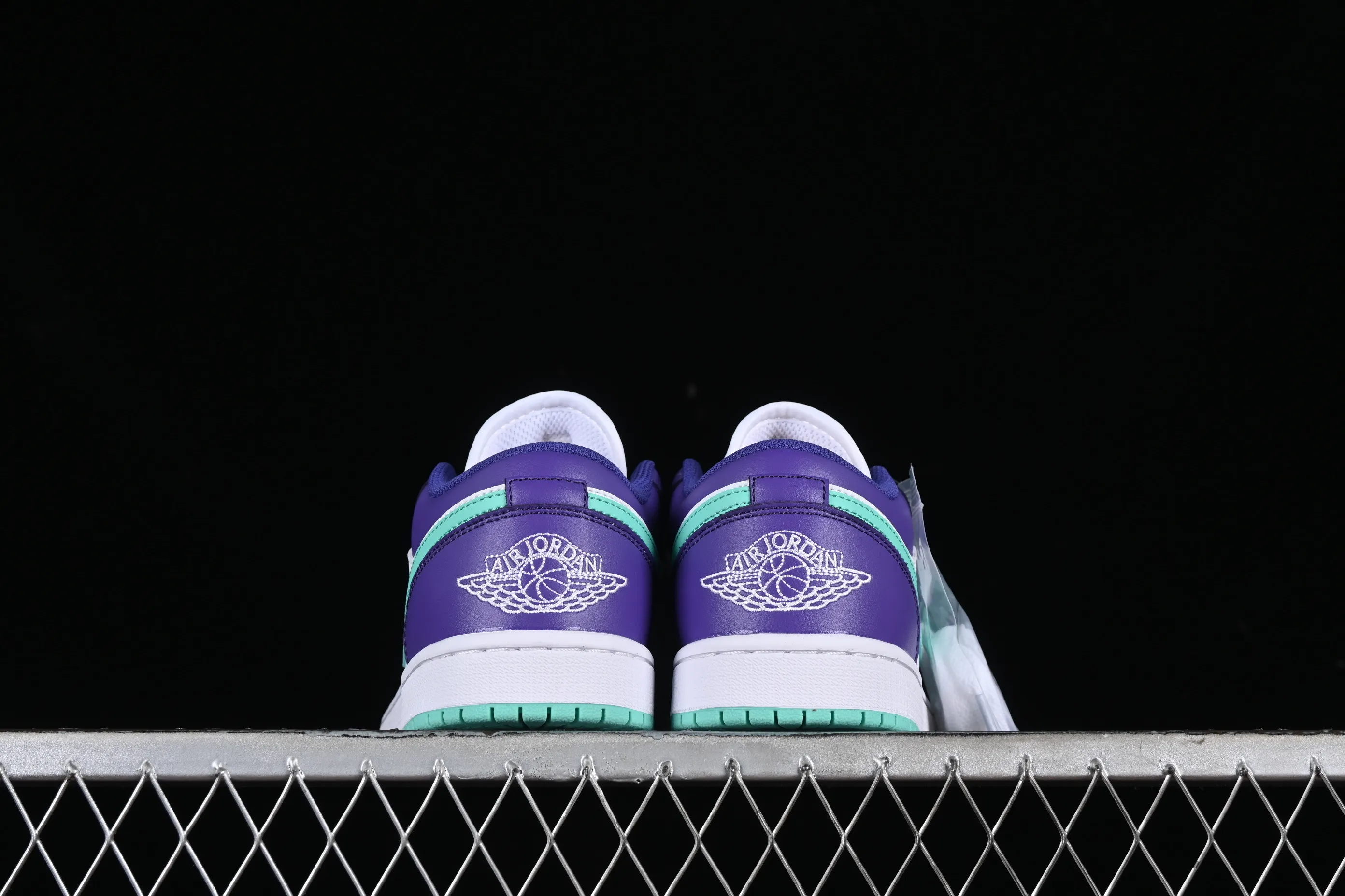 All categories Air Jordan Jordan series basketball shoes Air Jordan 1 Low Air Jordan 1 Low AJ1 Joe 1 Charlotte Hornets low-top cultural and casual sneakers HJ9013-550